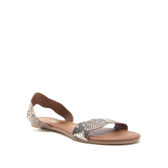 Snake Scallop Sandal - Picture 6 of 7